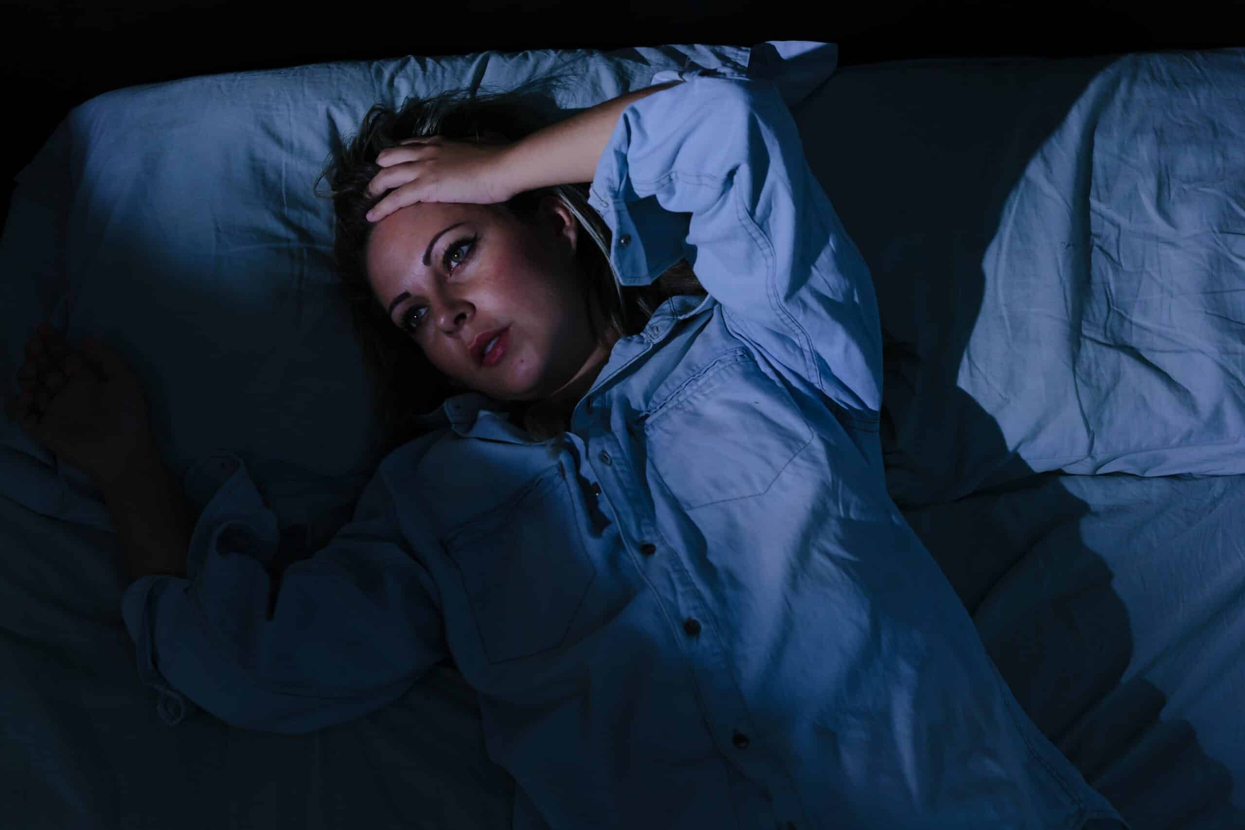 Woman using Kratom for opiate withdrawal experiences side effects