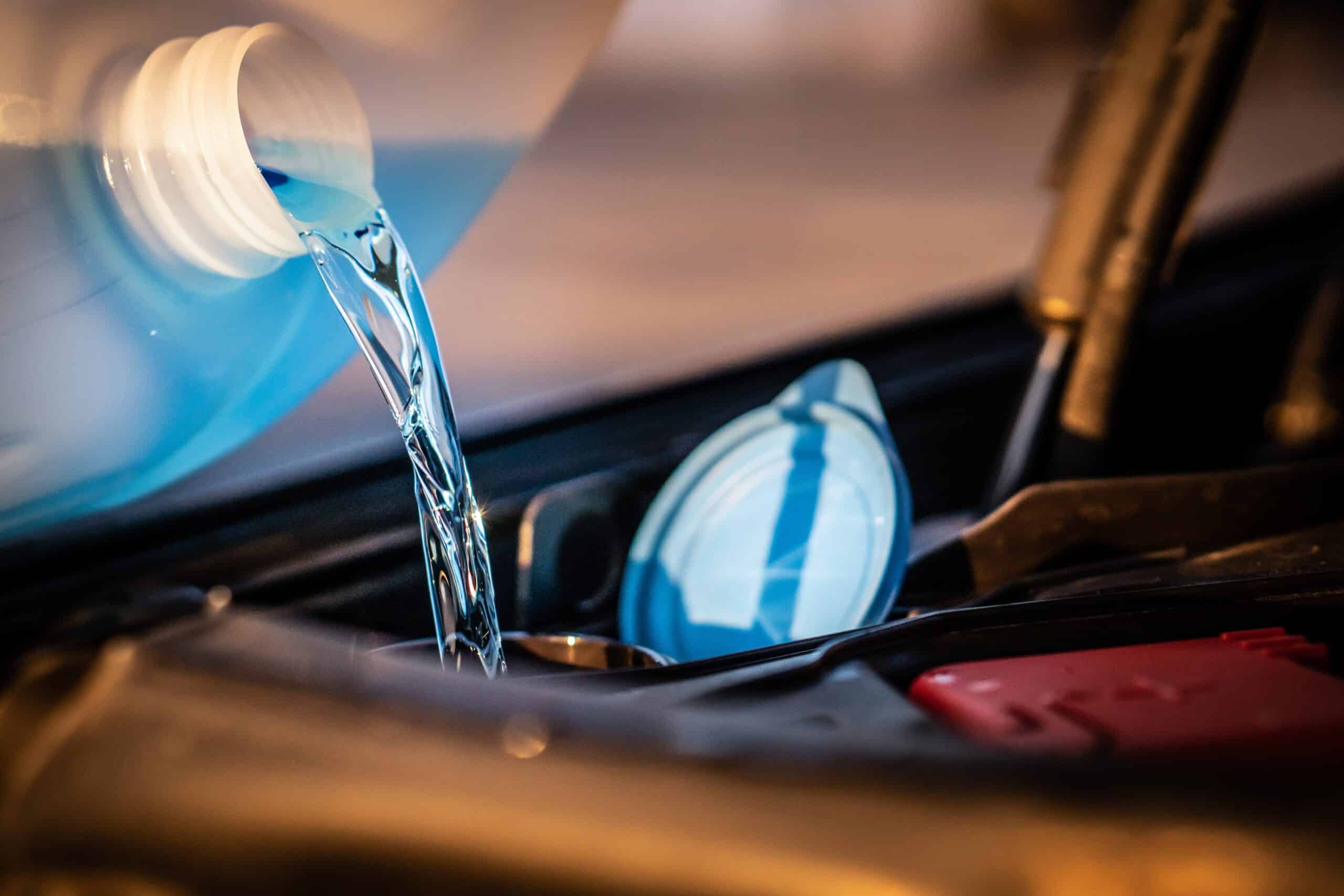 Mixing alcohol and antifreeze